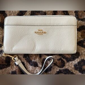 Coach Cream Leather Wristlet